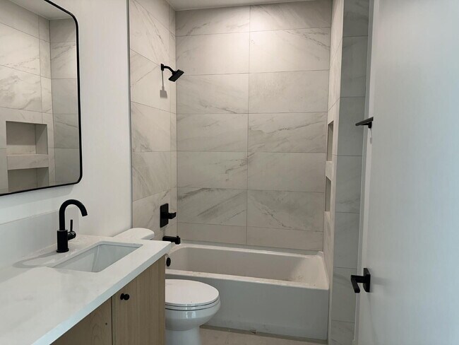 Foto del edificio - Brand New Construction 1 Bed | 1 Bath - Es...
