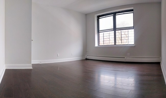 Foto del edificio - 148 Parkside Ave