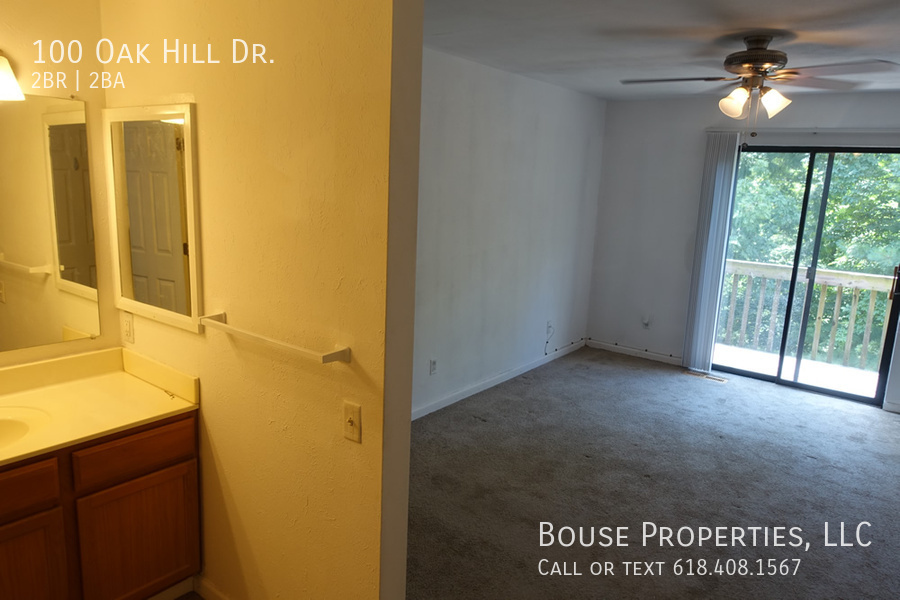 Building Photo - 100 Oak Hill Dr