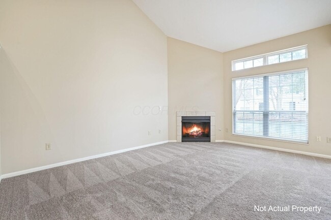 Building Photo - 5002 Stratford Pine Ln