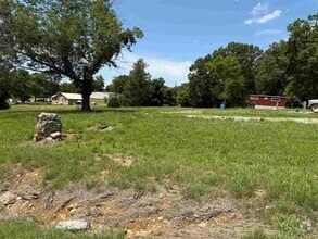 Building Photo - 4067 Hwy 58
