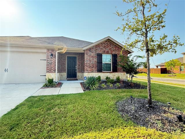 Foto principal - 2576 Russell St