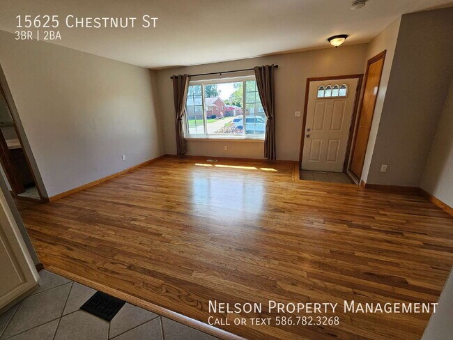 Building Photo - 15625 Chestnut St