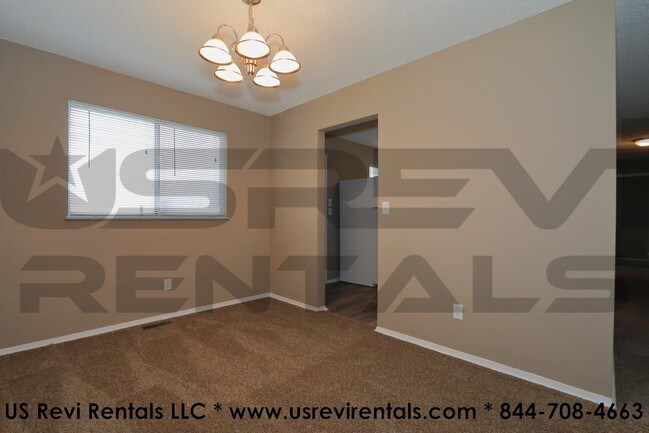 Foto del edificio - 2255 Central Parkway Dr