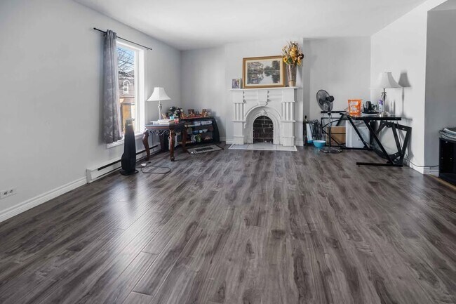 Photo du bâtiment - 23 Freshwater Rd