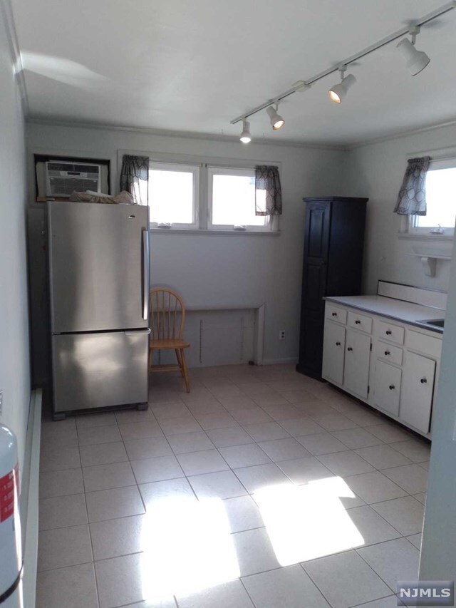 81 Mountainview Boulevard Room for Rent in Wayne, NJ