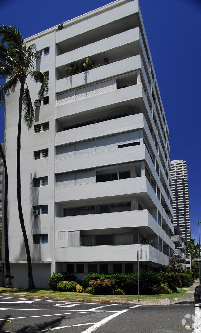 2015 Ala Wai Blvd, Honolulu, HI 96815 Apartments Honolulu, HI