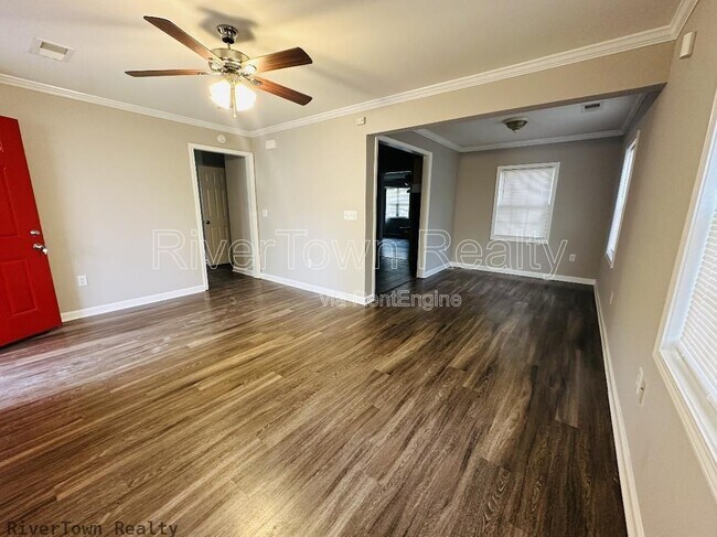 Building Photo - 1223 Inman Cove