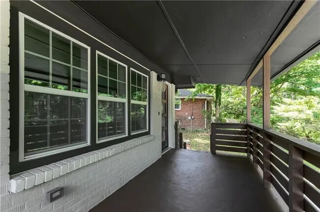 Building Photo - 167 Rockmart Dr SW