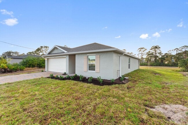 Building Photo - BRAND NEW HOME! Modern, energy efficient h...