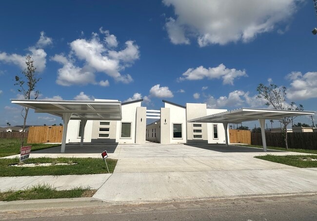 Building Photo - 3609 Arbe Dr