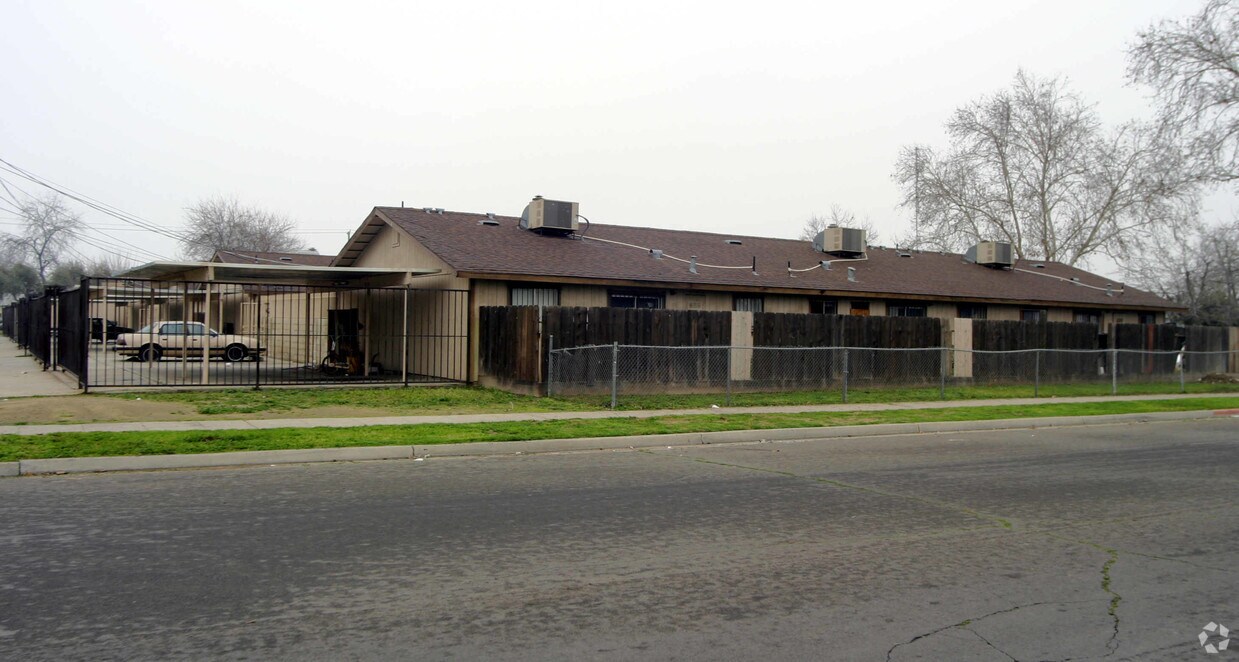Building Photo - 148 W Amador St