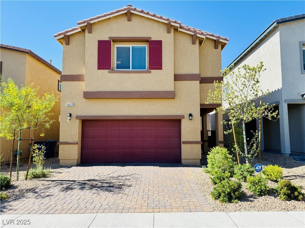 Primary Photo - 10277 Crimson Mdw Ave