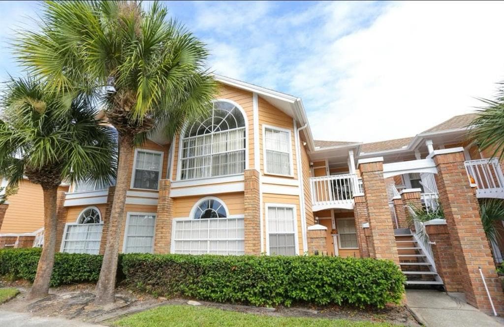 Primary Photo - 2492 Sweetwater Club Cir