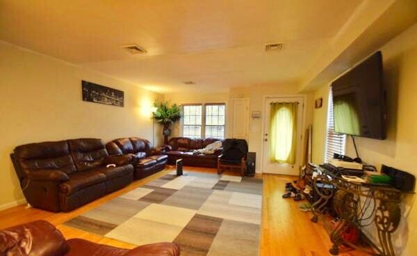 Foto del edificio - 6 Harleston St