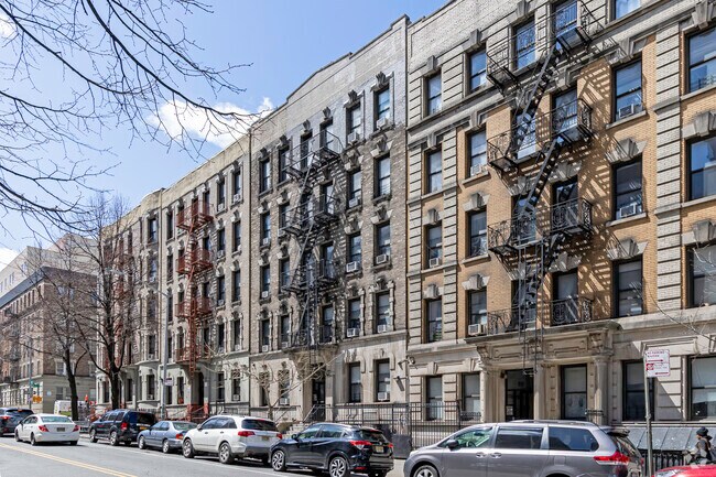 Foto del edificio - 90 Wadsworth Ave