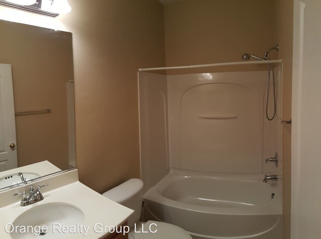 Foto del edificio - 5 br, 3 bath House - 3313 Visionary Bay Ave.