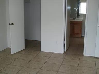 Foto del edificio - 4632 Jenkins Cir