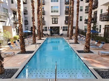 Foto del edificio - 1010 N 2nd Ave