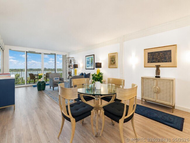 Foto del edificio - 2295 S Ocean Blvd