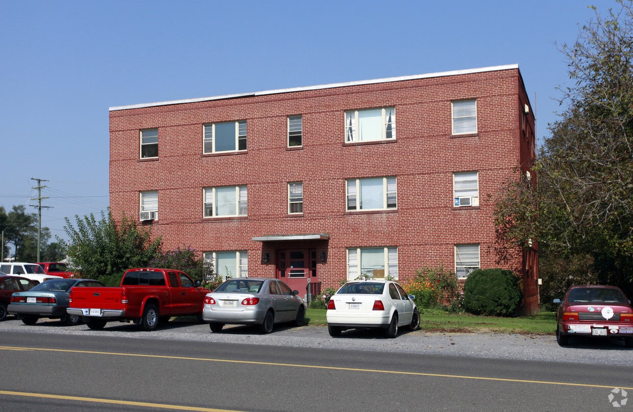 Building Photo - North Jackson Apartments