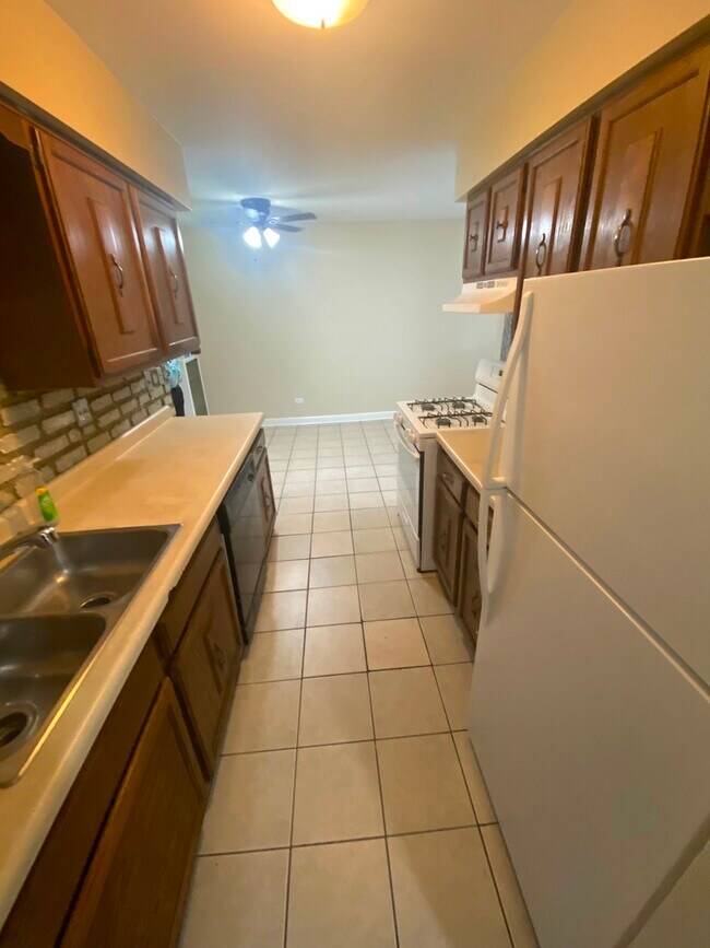 Foto del edificio - 1412 Willow Ln