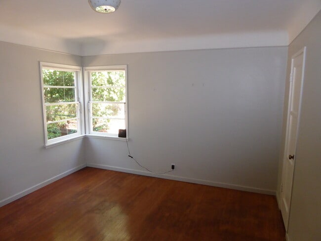 Building Photo - 1300 Cedaredge Ave