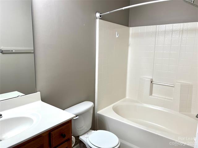 Building Photo - 17525 Caldwell Track Dr