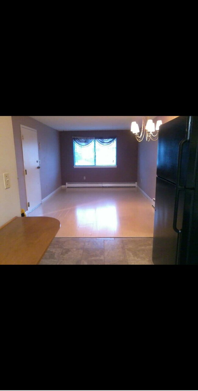 17 Evergreene Unit Evergreene condos, Wallingford, CT 06492 Condo for Rent in Wallingford, CT