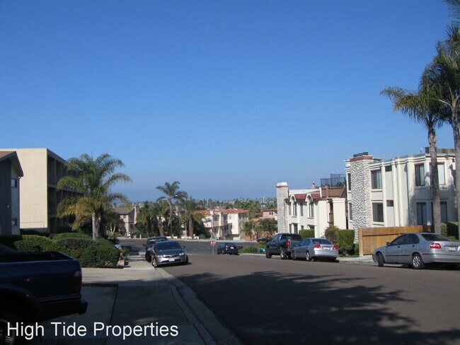 Building Photo - 1 br, 1 bath House - 4437 Mentone St #4