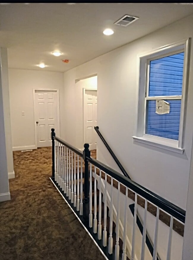 Building Photo - 1220 Owens Rd