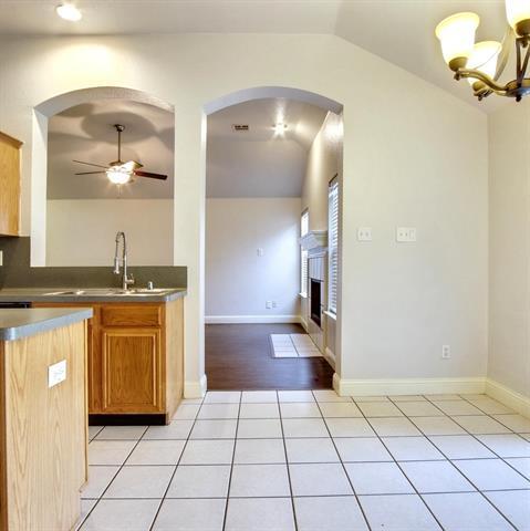 Building Photo - 9112 Chesapeake Ln