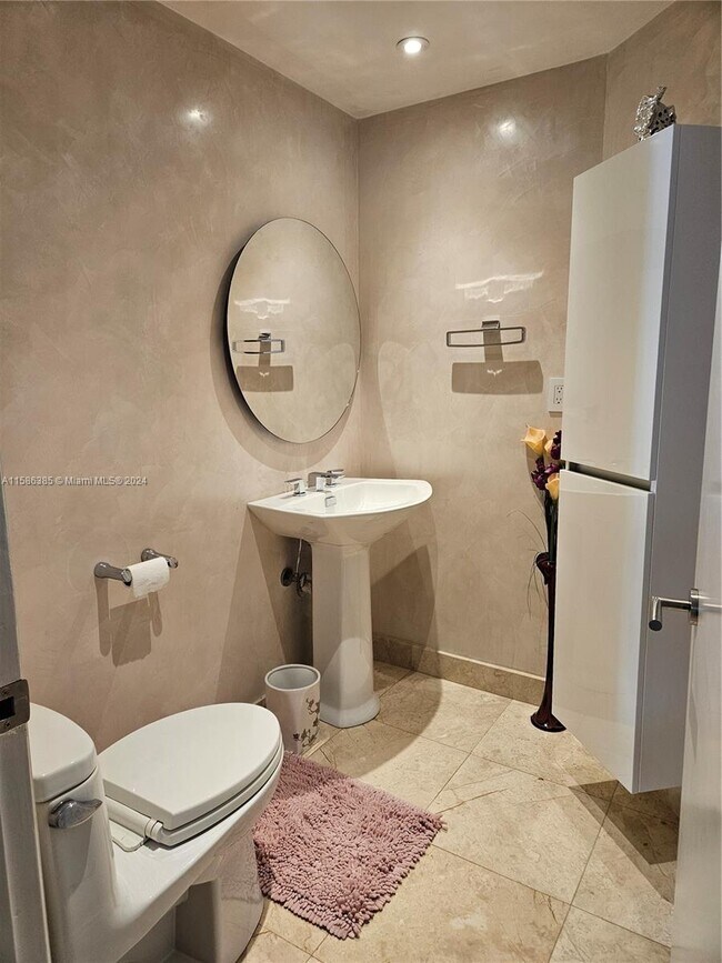 Building Photo - 3201 NE 183rd St