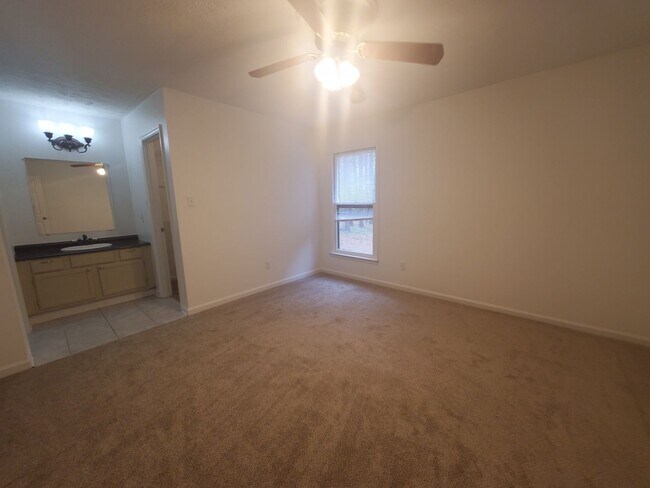 Foto del edificio - 5481 Landview Place~ Raintree