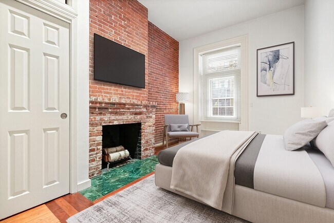 Building Photo - 109 Beacon St