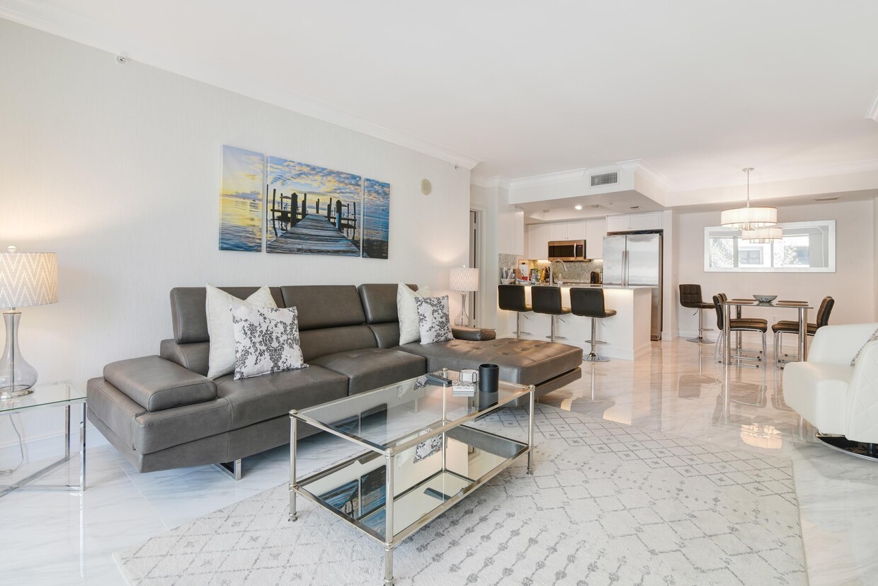 Foto principal - 99 SE Mizner Blvd