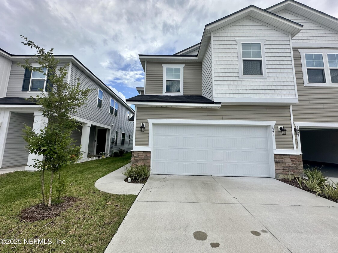 Primary Photo - 1375 High Falls Dr