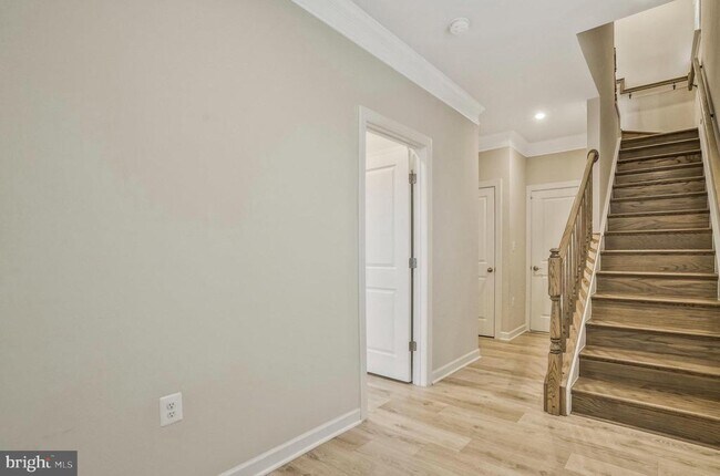 Building Photo - 2812 Dart Dr