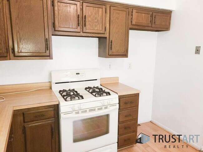 Foto del edificio - 2 Bedroom House in Germantown