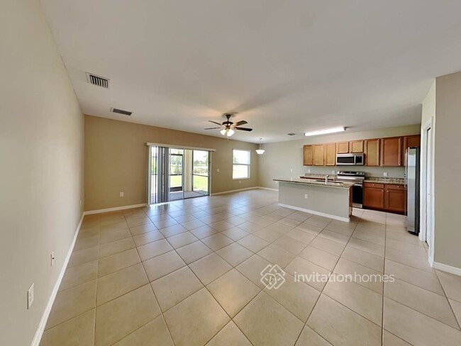 Foto del edificio - 28053 Arrowhead Cir