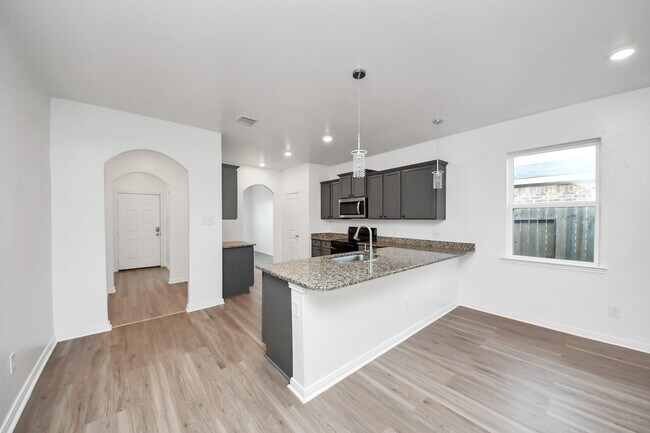 Foto del edificio - 25469 Black Spruce Dr