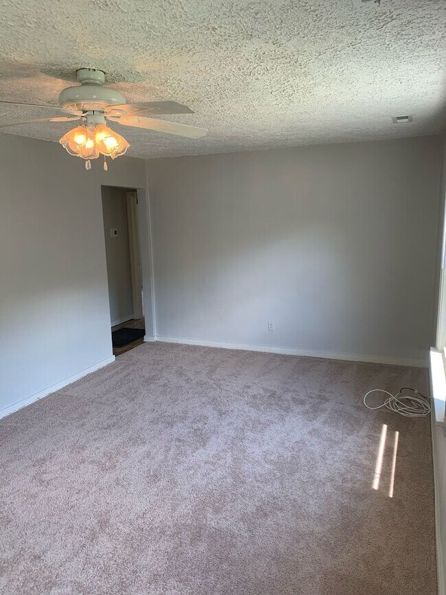 Foto del edificio - Beautiful 3 Bedroom home off of the Virgin...