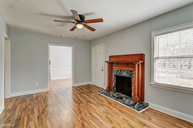 Building Photo - 3 br, 1 bath House - 153 Potter Drive