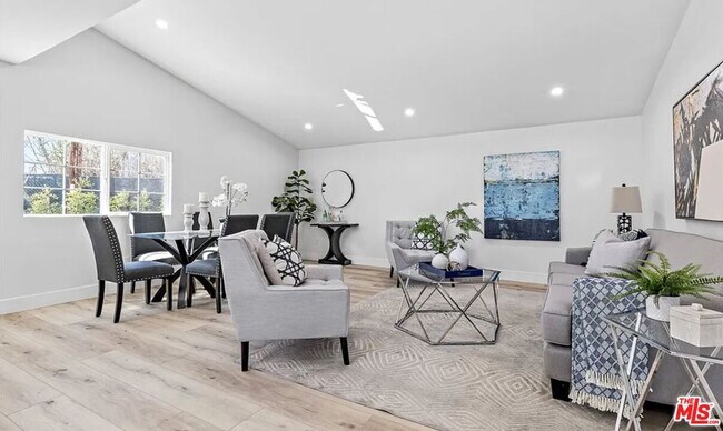 Foto del edificio - 11625 Keswick St