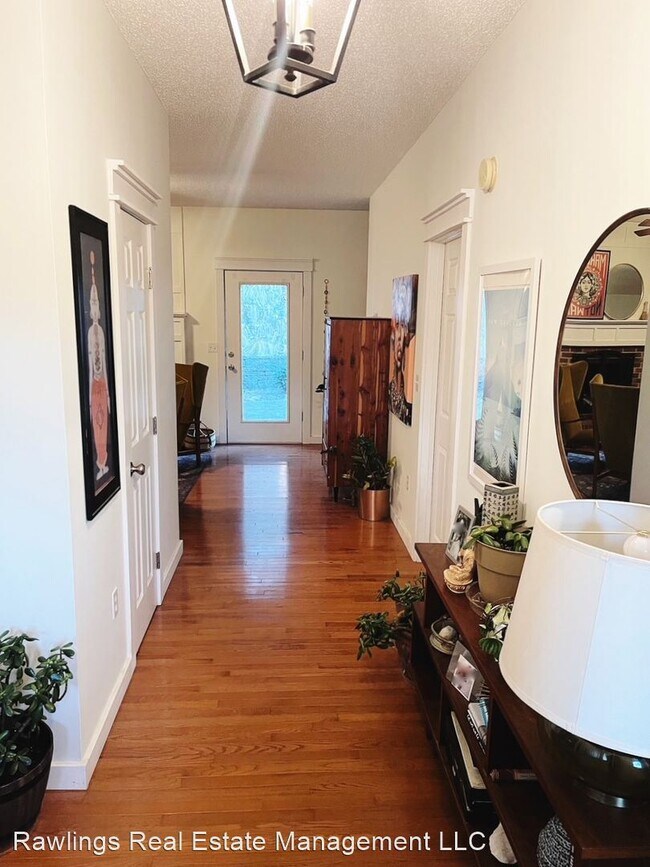 Foto del edificio - 3 br, 3 bath House - 15 Moriah Lane