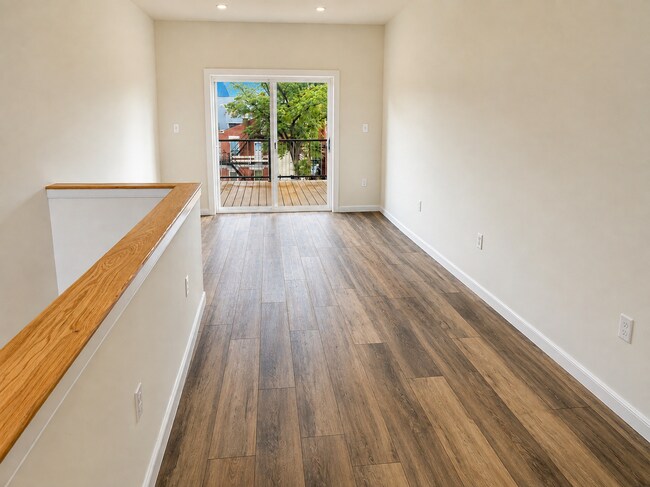 Foto del edificio - 431 N Cherry St