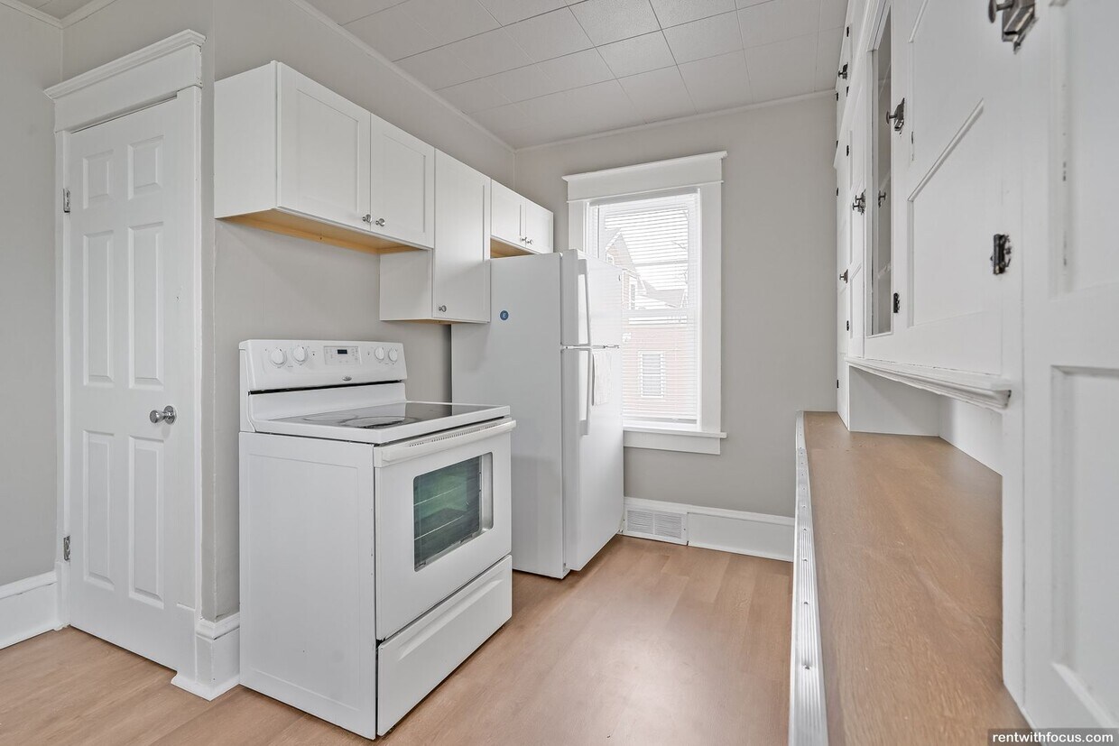 Foto principal - 712 W Lorain St