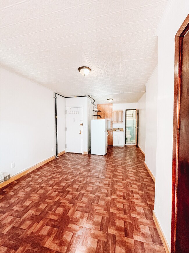 Building Photo - 32 Avenue B