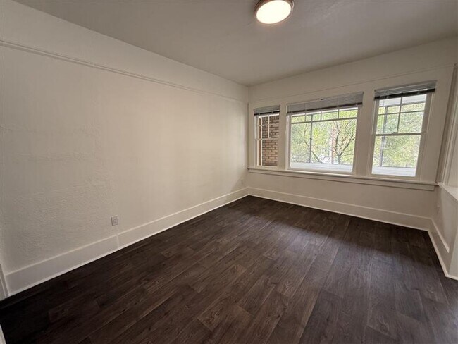 Foto del edificio - 2333 SW 6th Ave