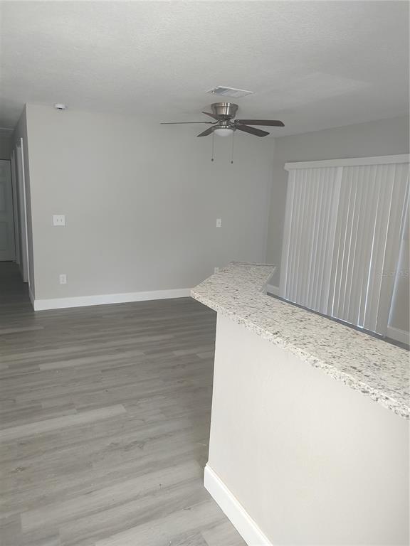 Foto del edificio - 8313 N 10th St